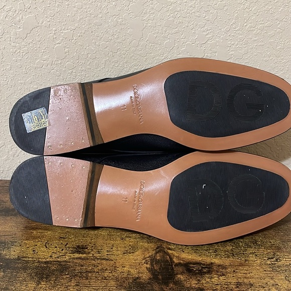 Dolce & Gabbana Black Leather Oxfords - Picture 2 of 8